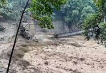 হর-পাবন নিশ্চিন্ন করে দিলো ধারালো গ্রামটিকে